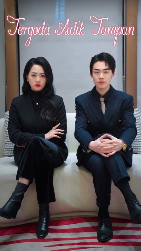 Tergoda Adik Tampan